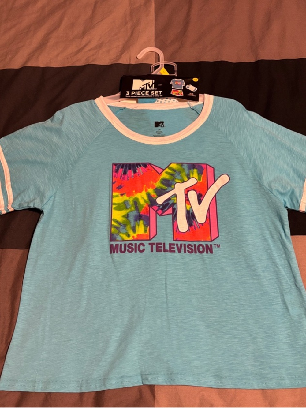 MTV Light Blue Tie-Dye logo set - 3 pieces with shorts and socks